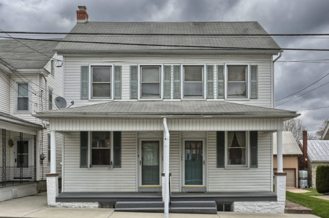 104/106 N. Carpenter St Duplex for sale