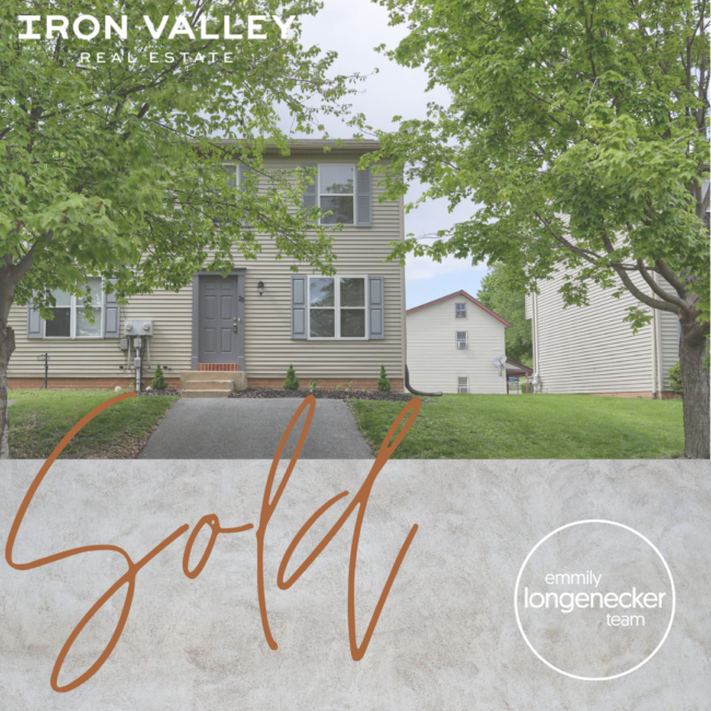 25 Tiffany Lane - Move in ready townHome sold by the Emmily Longenecker Team