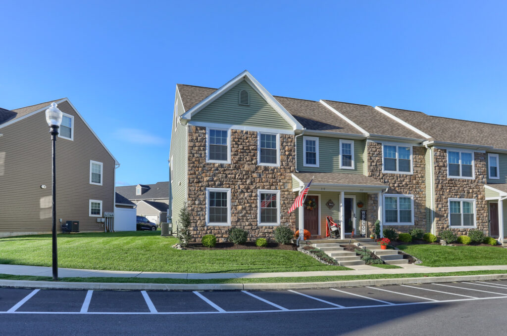 719 Farmwood Lane, Lebanon PA 17042 Emmily Longenecker Team Iron