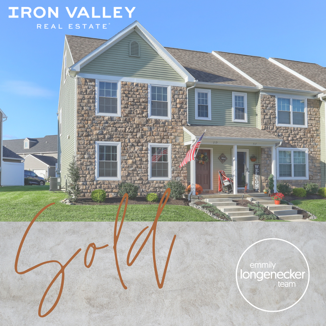 719 Farmwood Lane, Lebanon PA 17042 – Townhome SOLD by the Emmily Longenecker Team – Iron Valley Real Estate 719 Farmwood Lane, Lebanon PA 17042 - Townhome SOLD by the Emmily Longenecker Team - Iron Valley Real Estate