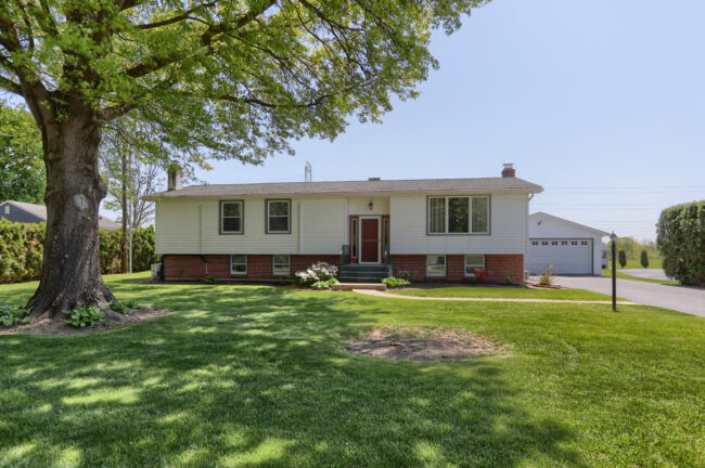 Home for sale in Myerstown PA at 530 E Rosebud Road with front exterior view
